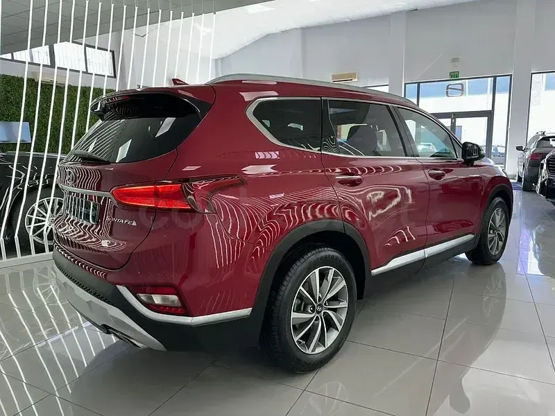 Usado Hyundai Santa Fe 200 CV (147 kW) 2021 Granate SUV