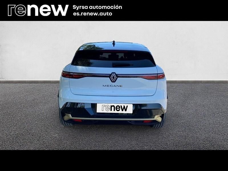 Usado Renault Mégane Iconic 161 kW (219 CV) 2023 Blanco Berlina