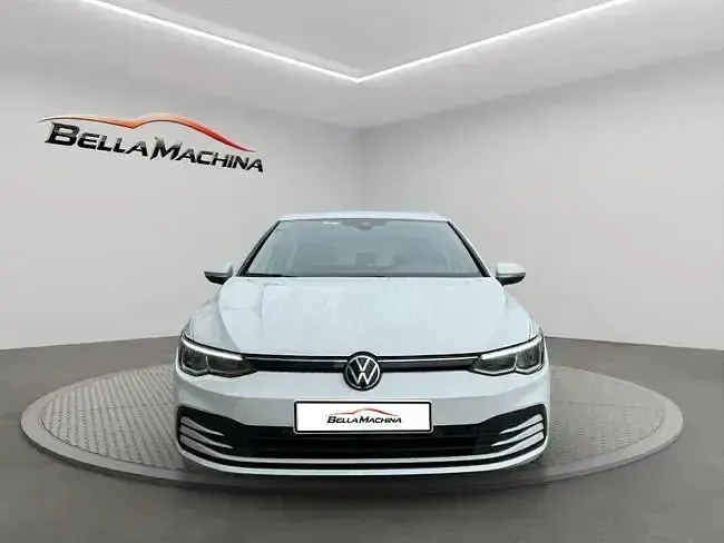 Usado VW Golf VIII Life 115 CV (84 kW) 2022 Blanco Berlina