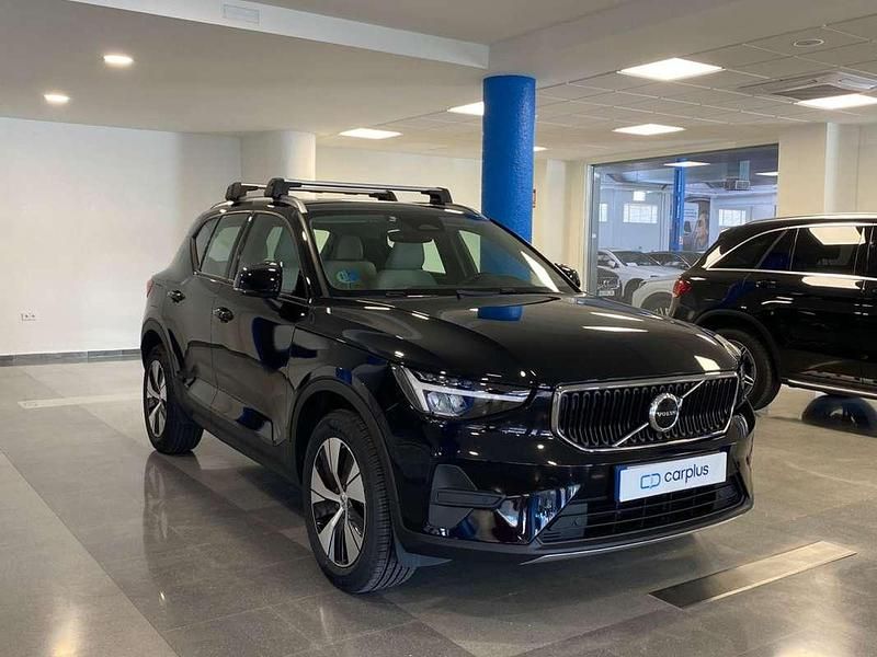 Usado Volvo XC40 Core 163 CV (119 kW) 2023 Negro SUV