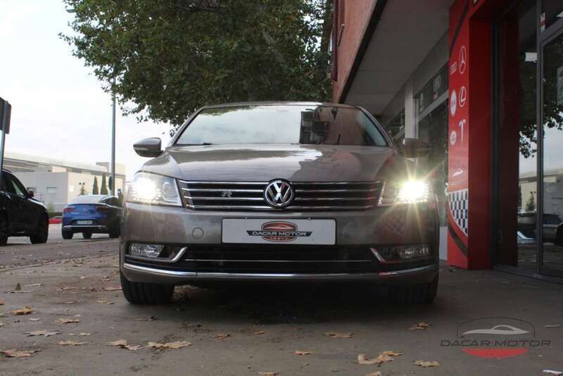 Usado VW Passat Highline 211 CV (155 kW) 2011 Marrón Berlina