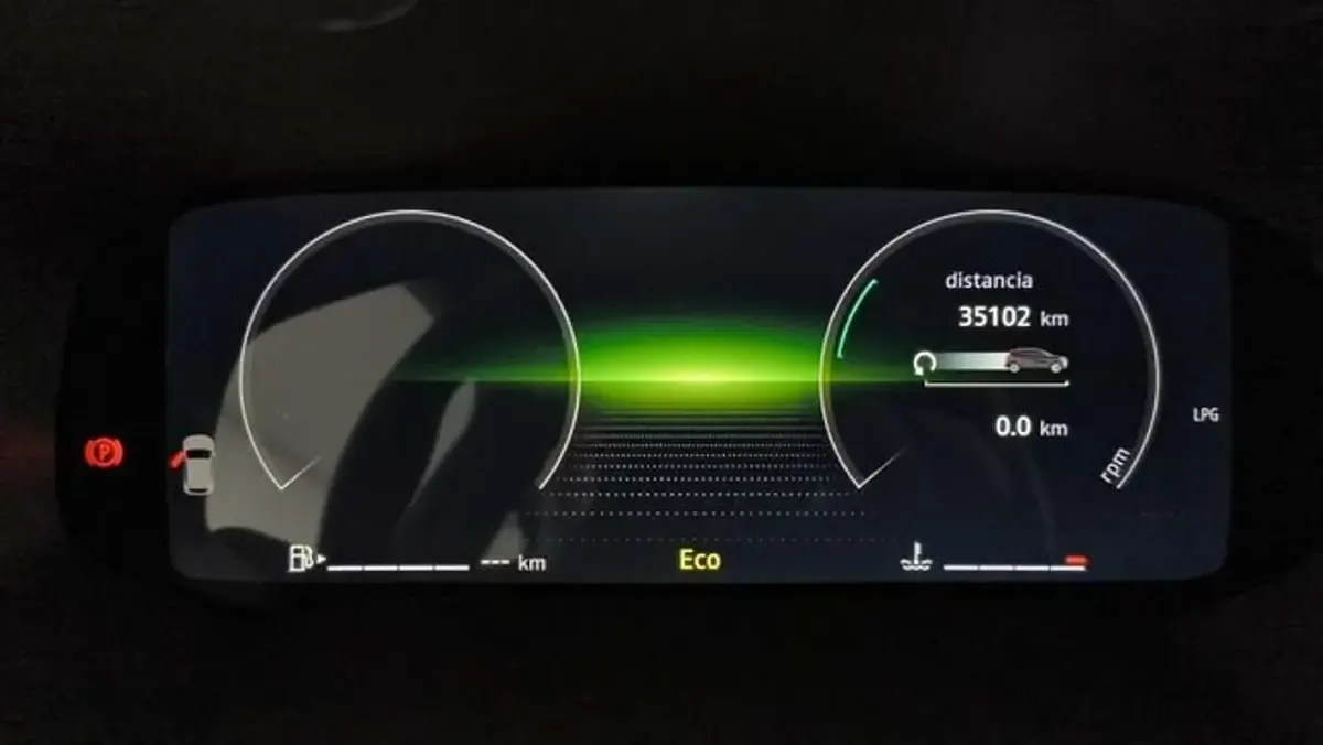 Usado Renault Captur Techno 101 CV (74 kW) 2025 Negro SUV
