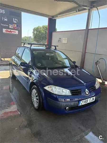 Usado Renault Mégane Authentique 115 CV (84 kW) 2004 Azul Berlina