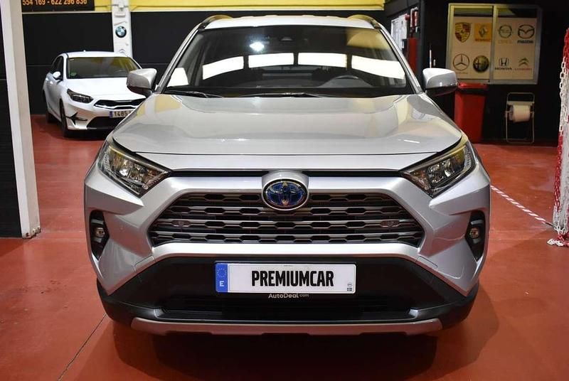 Usado Toyota RAV4 Hybrid Luxury 218 CV (160 kW) 2024 Gris SUV