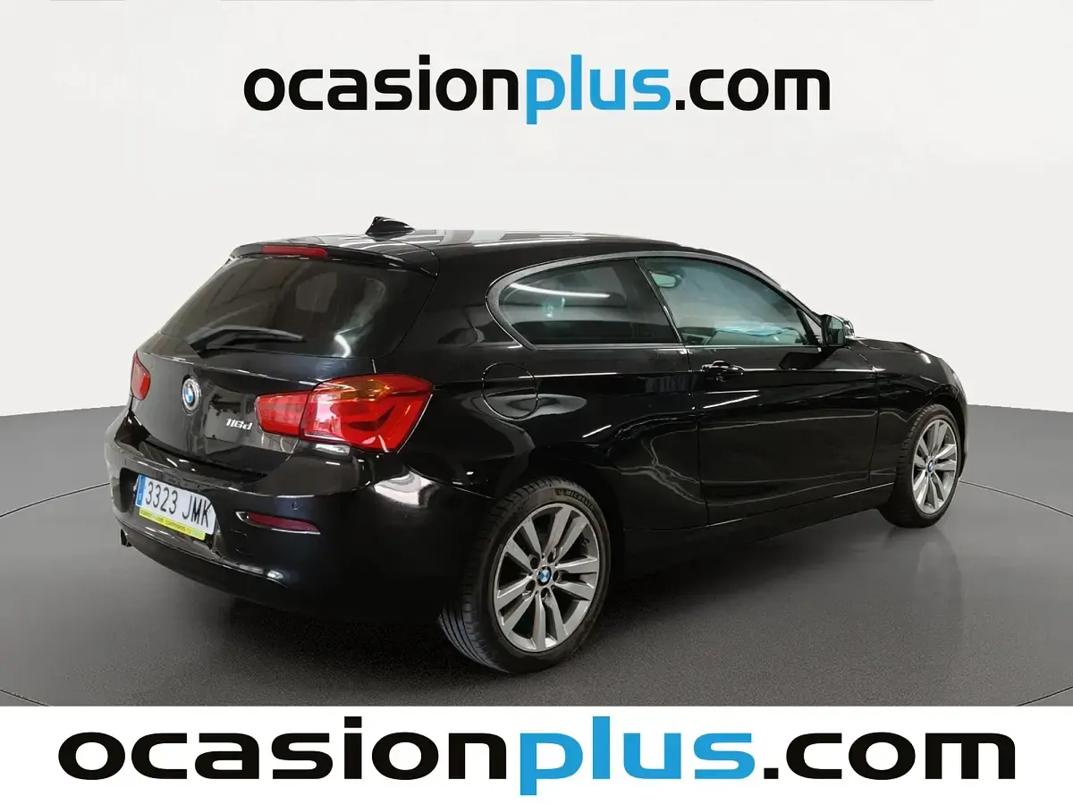 Usado BMW 116 116 CV (85 kW) 2016 Negro Utilitario