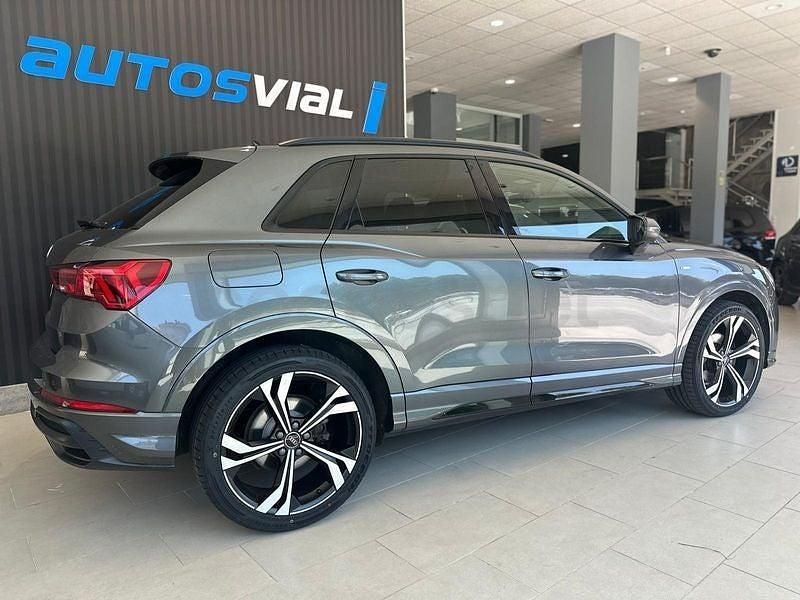 Usado Audi Q3 S-Line 150 CV (110 kW) 2020 Gris / plata SUV