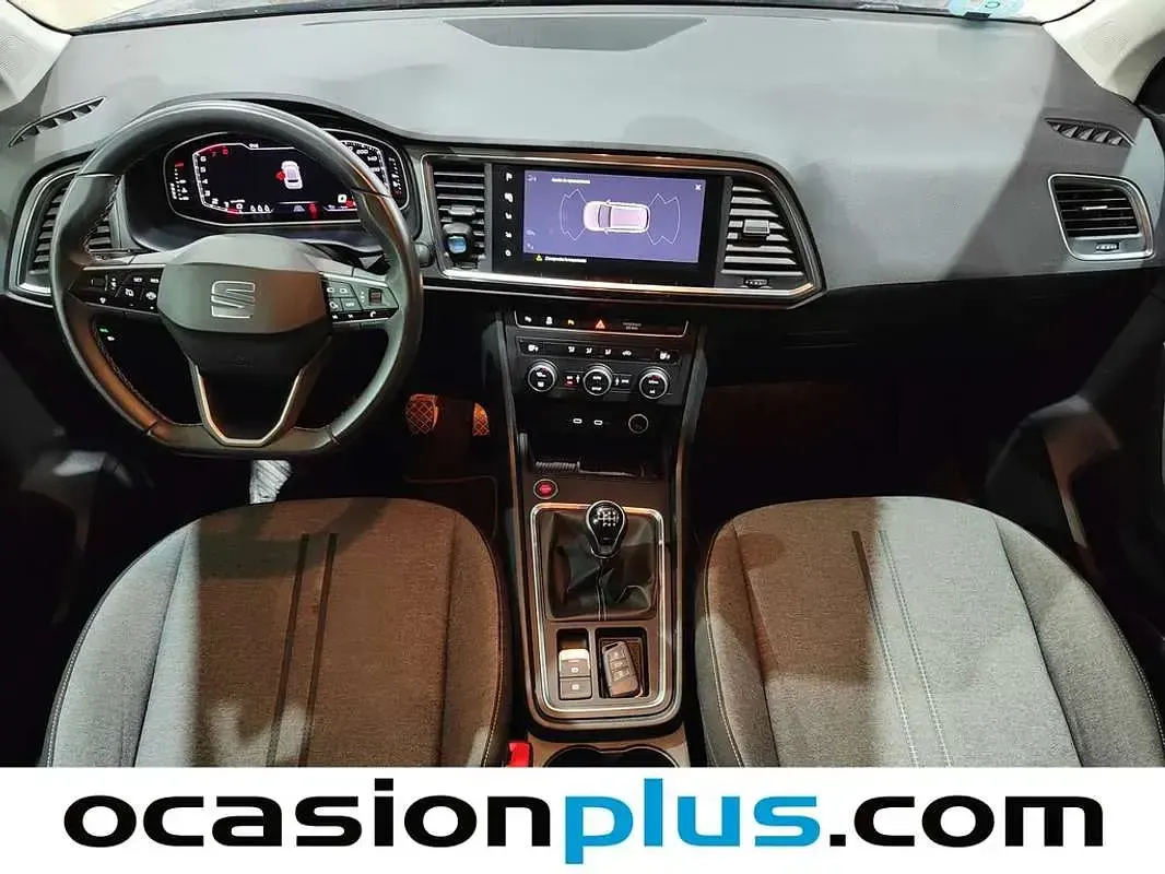Usado Seat Ateca Style 110 CV (80 kW) 2021 Azul SUV