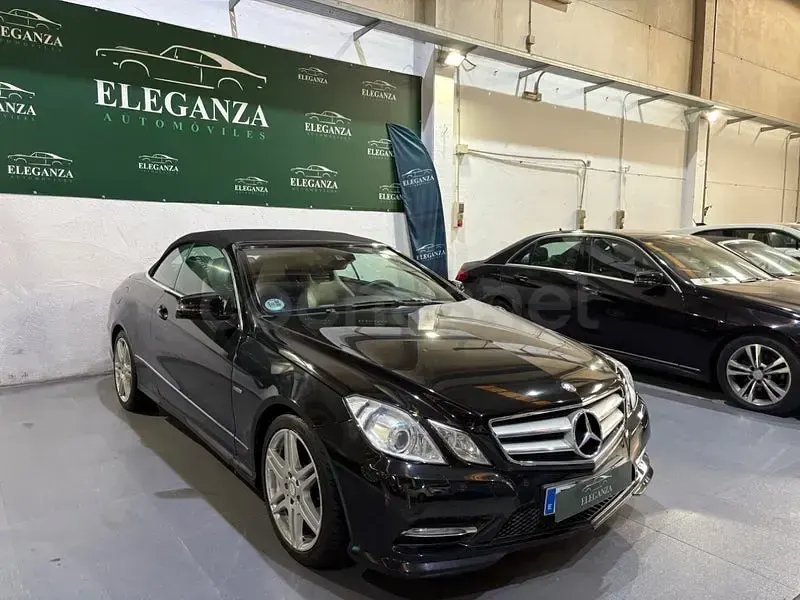 Usado Mercedes E220 Avantgarde 170 CV (125 kW) 2013 Negro Descapotable