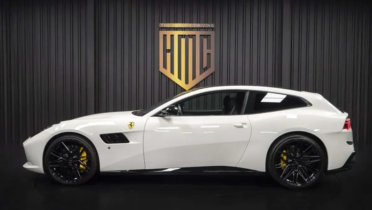 Usado Ferrari GTC4Lusso 690 CV (507 kW) 2020 Blanco Familiar