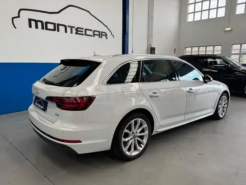 Usado Audi A4 S-Line 150 CV (110 kW) 2018 Blanco Familiar