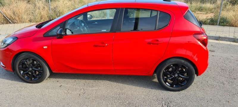 Rojo Usado 2016 Opel Corsa Color Edition Utilitario | 9800 € (Precio justo) - Imagen 1/4