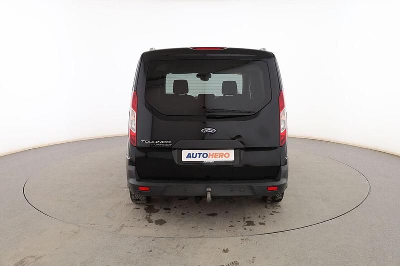 Usado Ford Tourneo Connect Trend 100 CV (73 kW) 2016 Negro Monovolumen