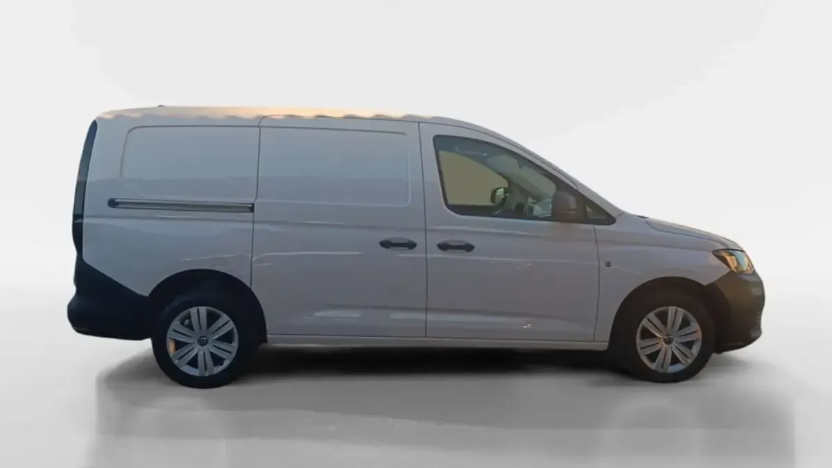 Usado VW Caddy Maxi 102 CV (75 kW) 2021 Blanco Monovolumen