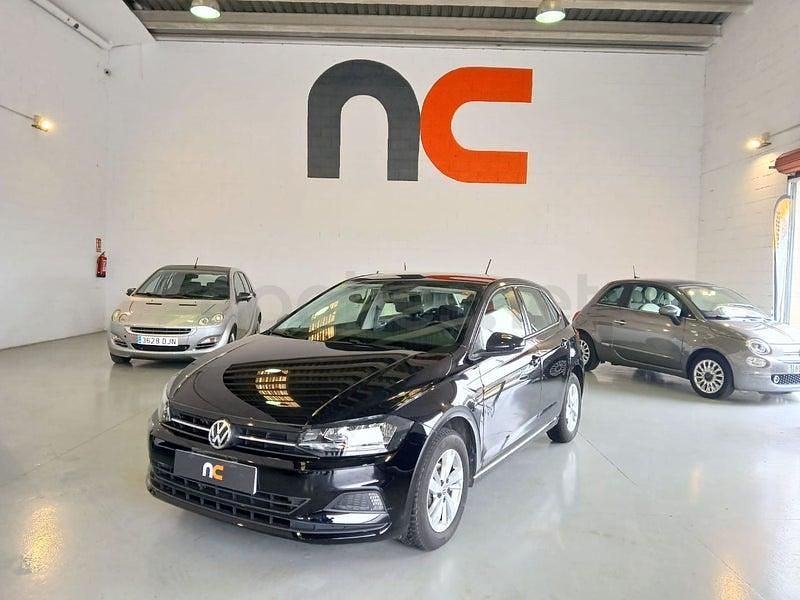 Usado VW Polo Advance 95 CV (69 kW) 2019 Negro Utilitario