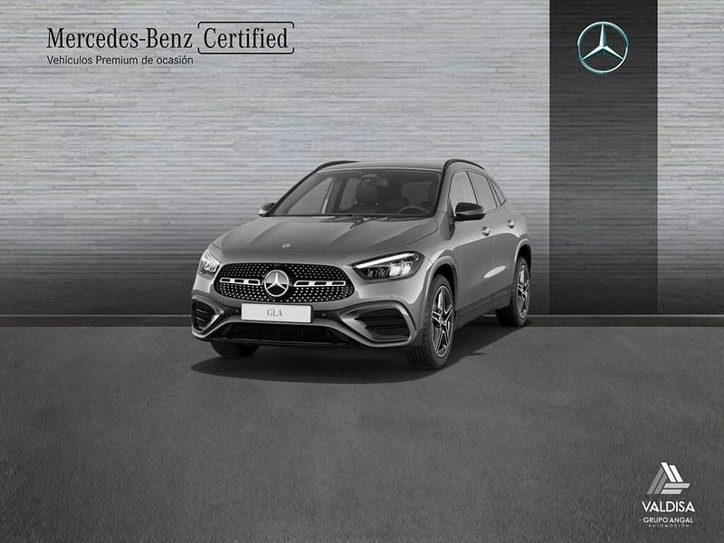 Gris / plateado Usado 2024 Mercedes GLA250 AMG line SUV | 46.900 € - Imagen 1/4