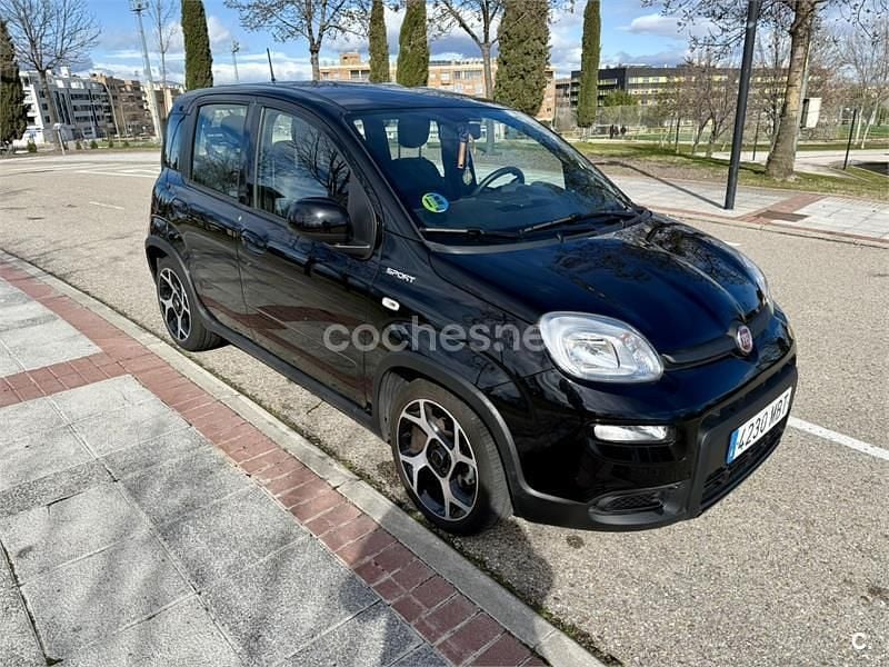 Usado Fiat Panda Sport 70 CV (51 kW) 2022 Negro Utilitario