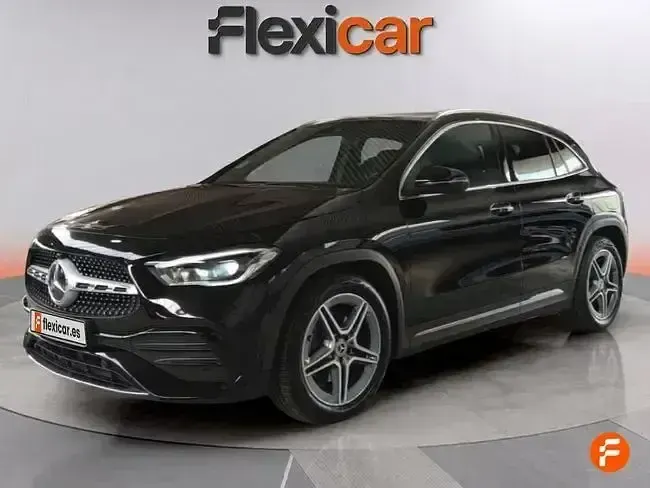 Usado Mercedes GLA200 150 CV (110 kW) 2021 Negro SUV