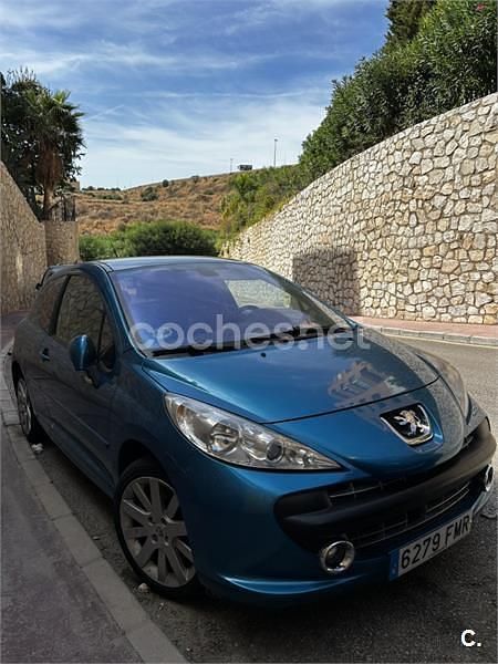 Usado Peugeot 207 CC 110 CV (80 kW) 2008 Azul Descapotable