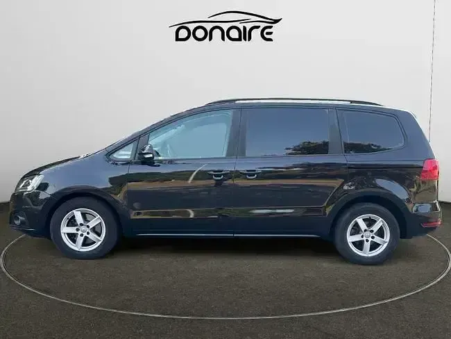 Usado Seat Alhambra Reference 140 CV (102 kW) 2011 Negro Monovolumen