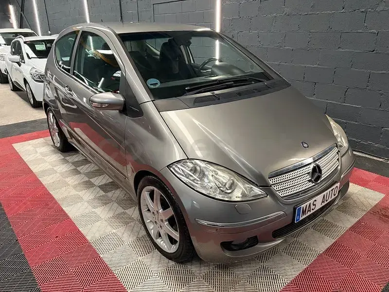 Käytetty Mercedes A180 Avantgarde 109 HP (80 kW) 2006 Peessi Sedan
