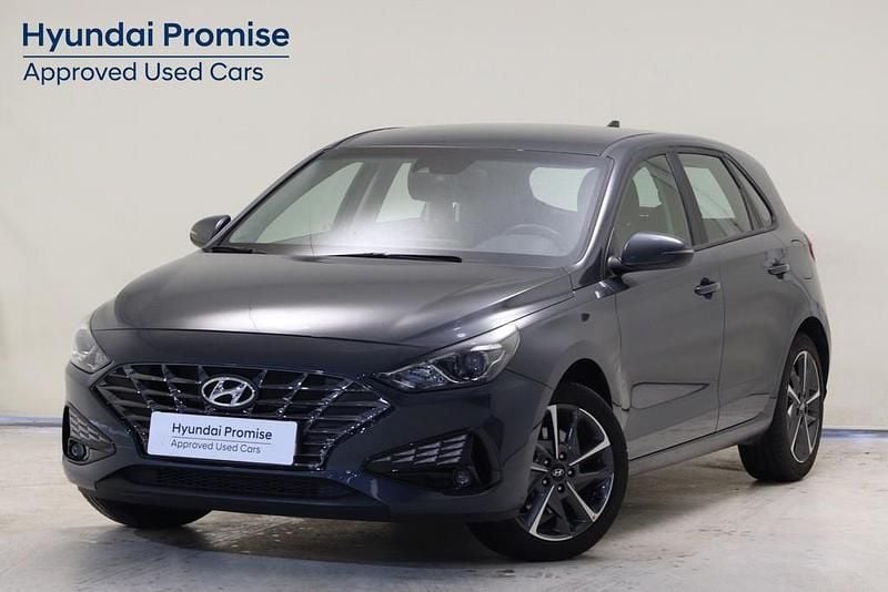 Teal Usado 2024 Hyundai i30 Berlina | 19.900 € (Precio justo) - Imagen 1/4