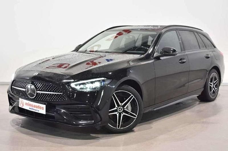 Usado Mercedes C300 AMG line 324 CV (238 kW) 2022 Negro Familiar