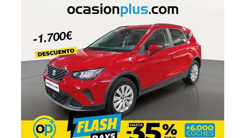 Usado Seat Arona Style 110 CV (80 kW) 2023 Rojo SUV