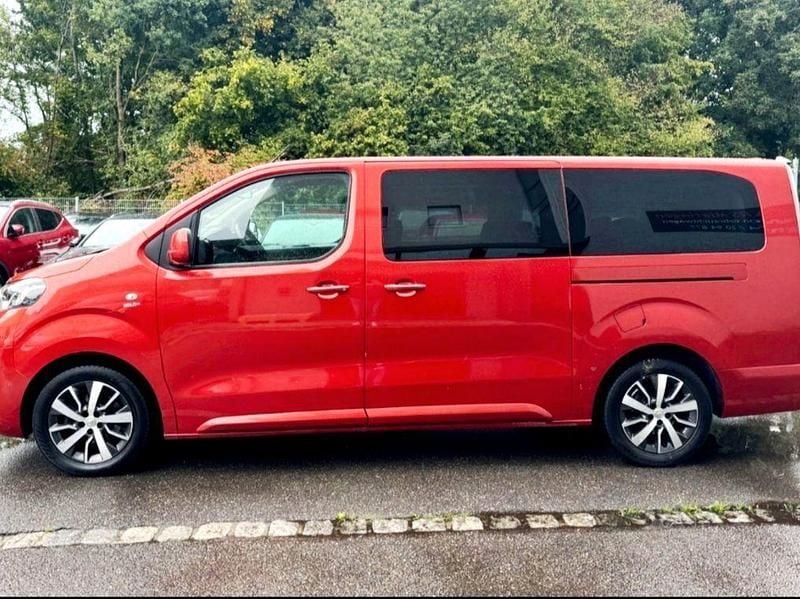 Usado Toyota Proace Verso 149 CV (109 kW) 2019 Rojo Familiar