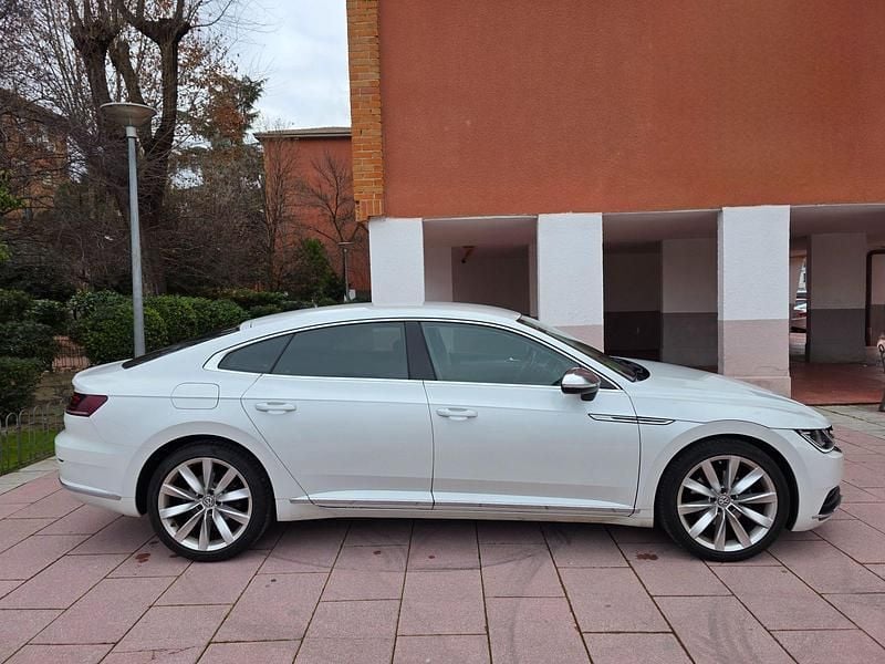 Usado VW Arteon Elegance 150 CV (110 kW) 2018 Blanco Berlina