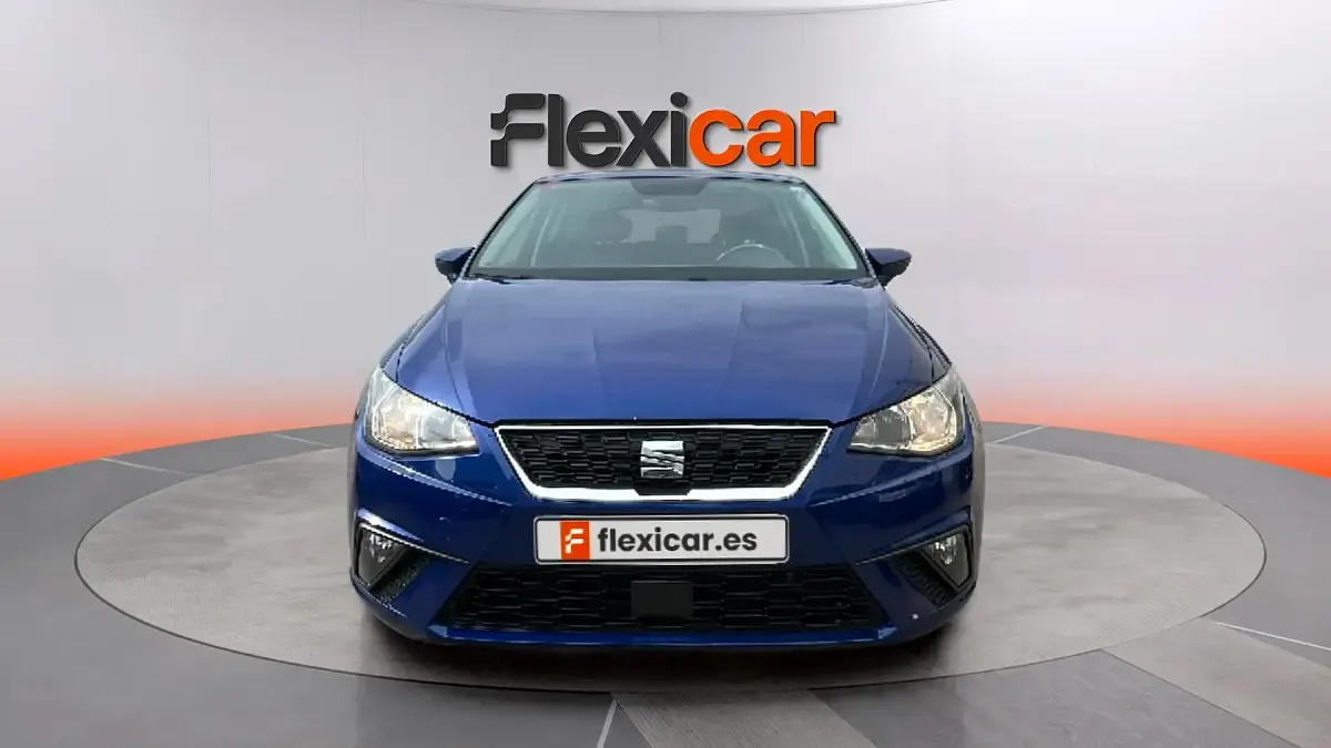 Używany Seat Ibiza Reference 80 KM (58 kW) 2019 Niebieski Hatchback