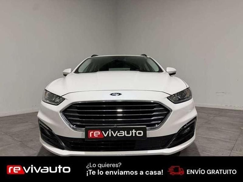 Usado Ford Mondeo ST-Line 150 CV (110 kW) 2021 Blanco Familiar