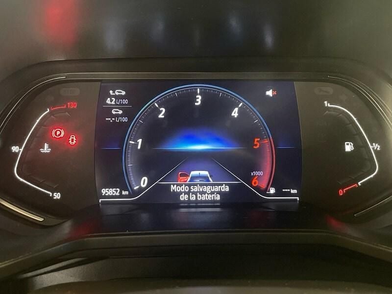 Usado Renault Clio V Zen 115 CV (84 kW) 2020 Azul Berlina