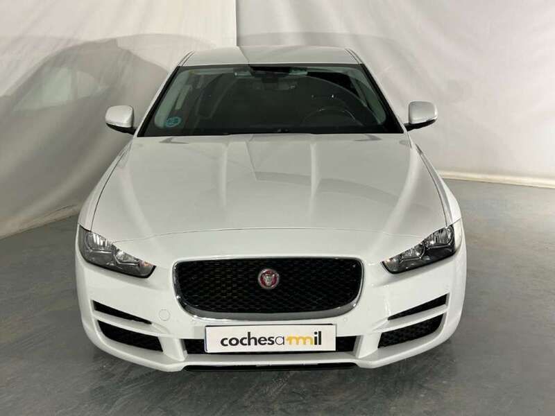 Usado Jaguar XE Pure 179 CV (131 kW) 2016 Blanco Berlina