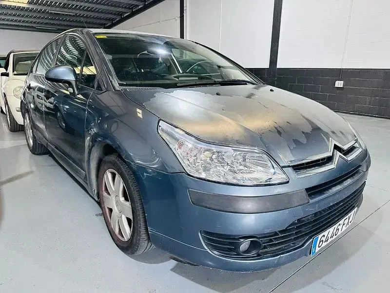 Käytetty Citroën C4 110 HP (80 kW) 2008 Harmaa Sedan