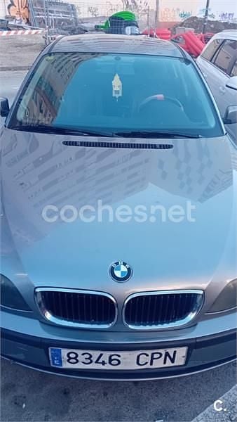 Usado BMW 318 115 CV (84 kW) 2003 Gris / plata Berlina