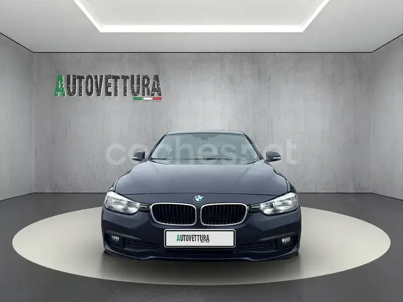 Używany BMW 318 136 KM (100 kW) 2016 Niebieski Sedan/Limuzyna