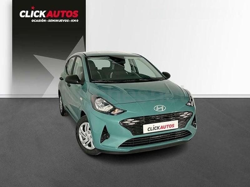 Usado Hyundai i10 67 CV (49 kW) 2024 Verde Utilitario