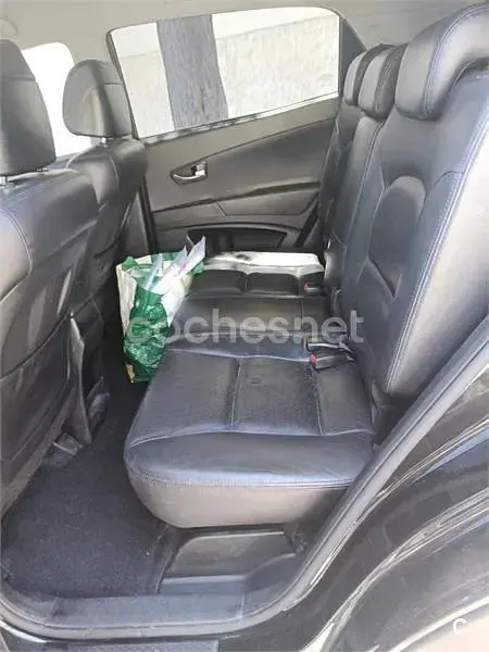 Usado SsangYong Korando 175 CV (128 kW) 2014 Negro SUV