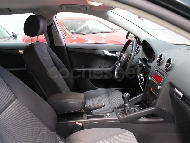 Usado Audi A3 Attraction 102 CV (75 kW) 2007 Verde Utilitario