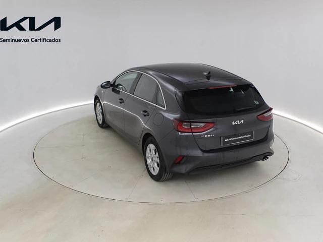 Usado Kia Ceed 101 CV (74 kW) 2025 Sedán Utilitario