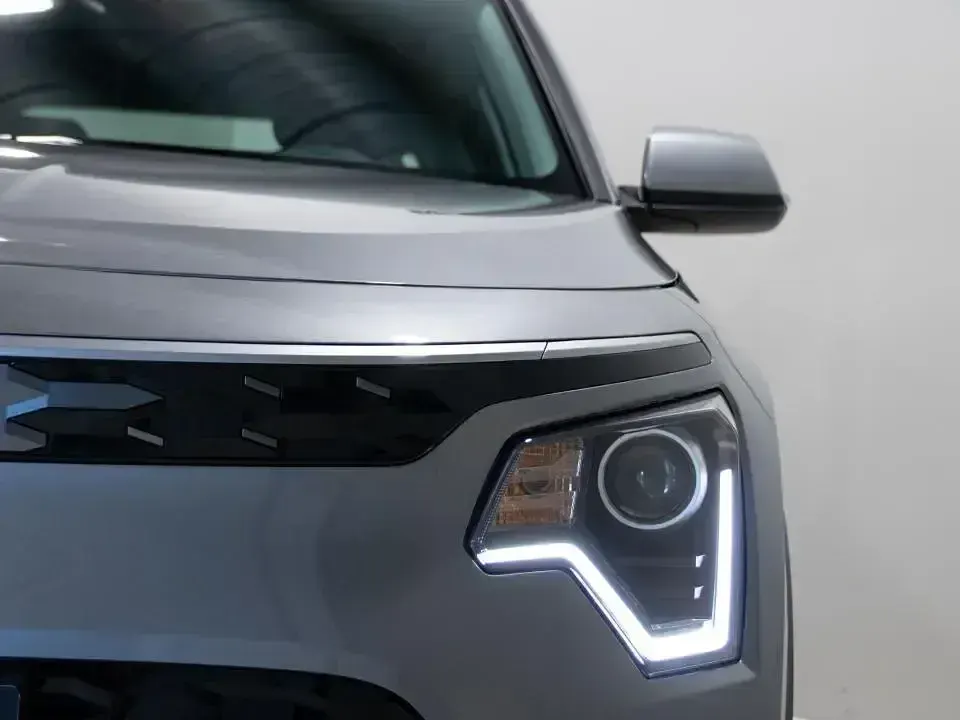 Usado Kia Niro 150 kW (204 HP) 2023 Otro SUV