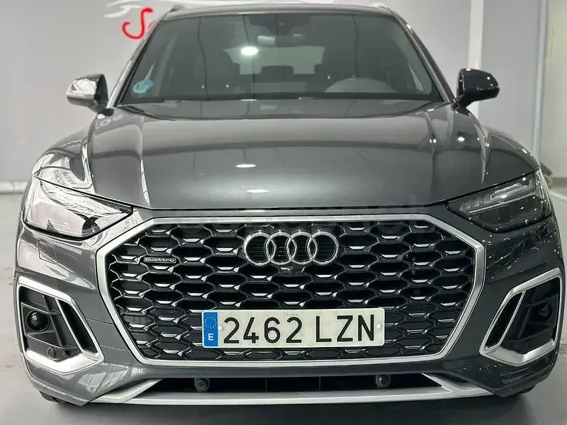 Usado Audi Q5 Sportback S-Line 204 CV (150 kW) 2022 Gris / plata SUV