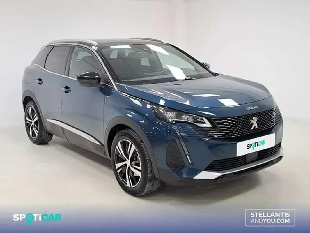 Usado Peugeot 3008 GT 131 CV (96 kW) 2023 Azul SUV