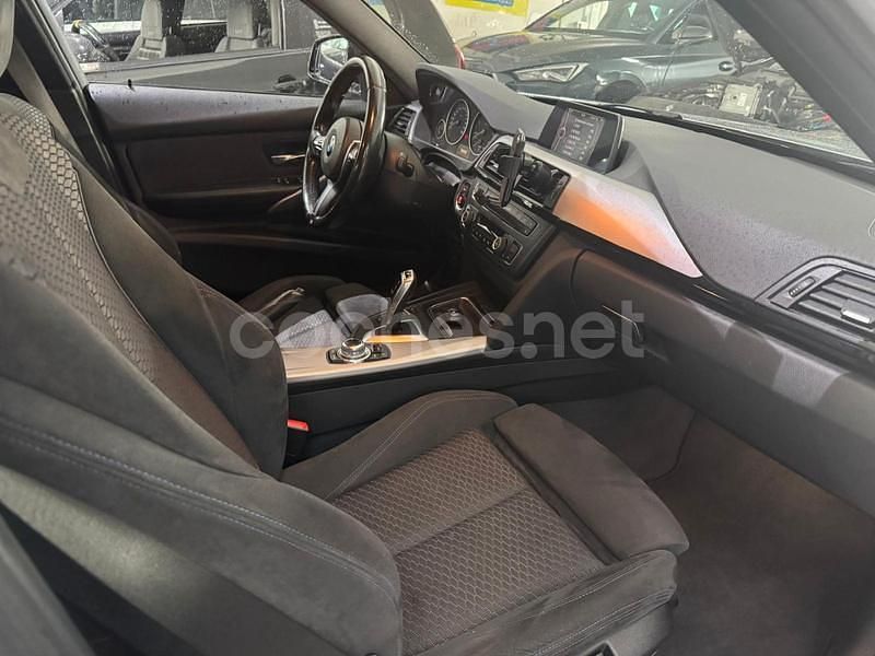 Usado BMW 318 143 CV (105 kW) 2014 Gris / plata Familiar