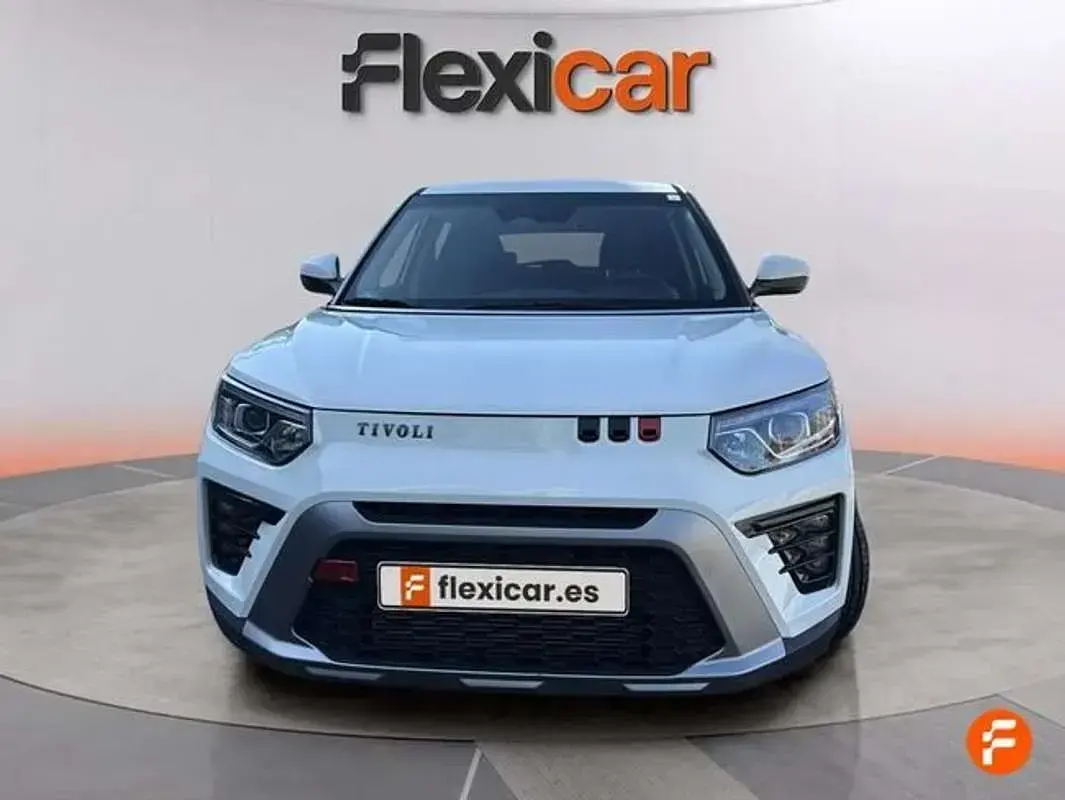 Usado SsangYong Tivoli 150 CV (110 kW) 2025 Blanco SUV