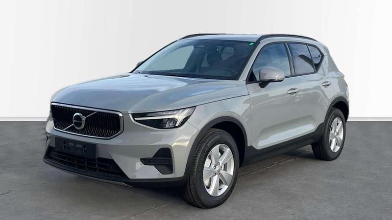 Gris Nuevo 2025 Volvo XC40 SUV | 35.200 € (Precio justo) - Imagen 1/4