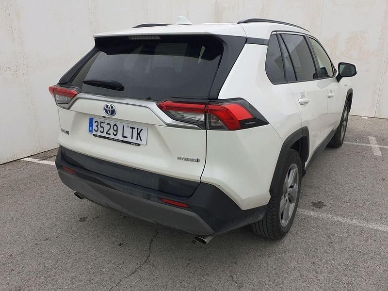 Usado Toyota RAV4 Hybrid Advance 218 CV (160 kW) 2021 Blanco SUV