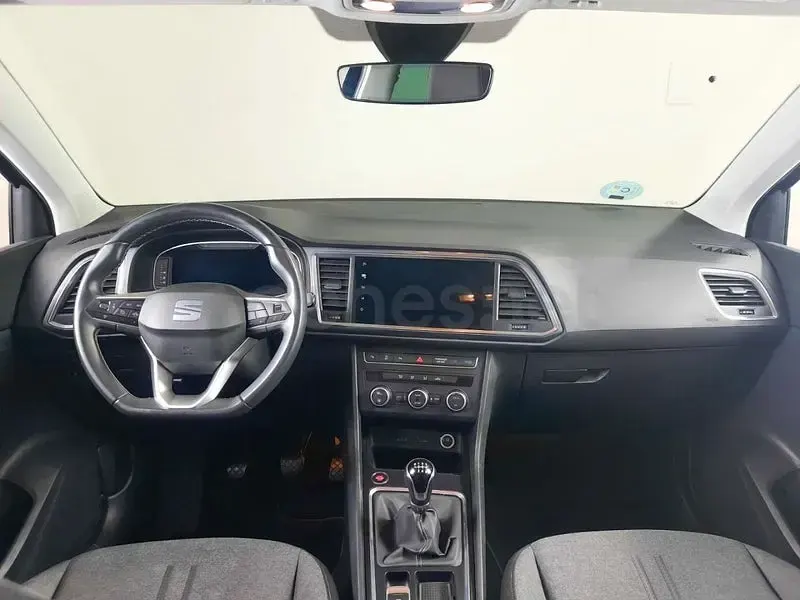 Usado Seat Ateca Style 110 CV (80 kW) 2022 Azul SUV