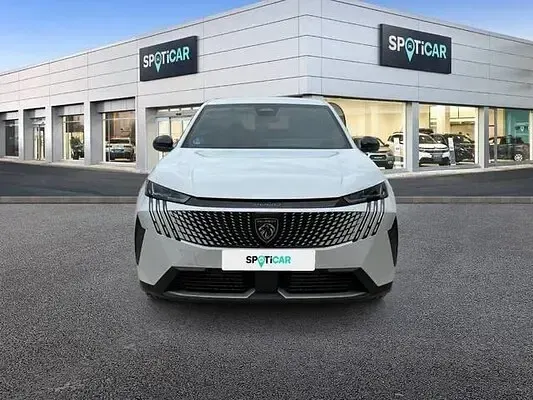 Usado Peugeot 3008 Allure 136 CV (100 kW) 2024 SUV