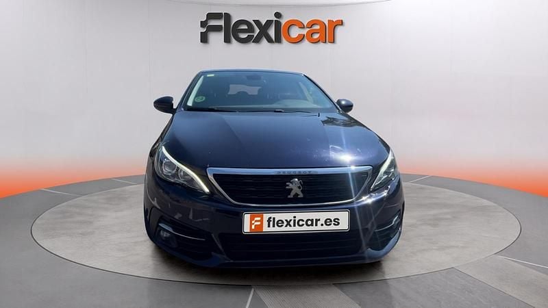 Usado Peugeot 308 Access 110 CV (80 kW) 2018 Azul Utilitario